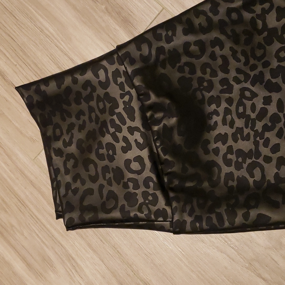 Black Leopard Faux Leather Leggings - Picture 3 of 5